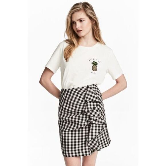 H&M Black & White Gingham Checkered Ruffled Mini Skirt Size 4 - Picture 7 of 7